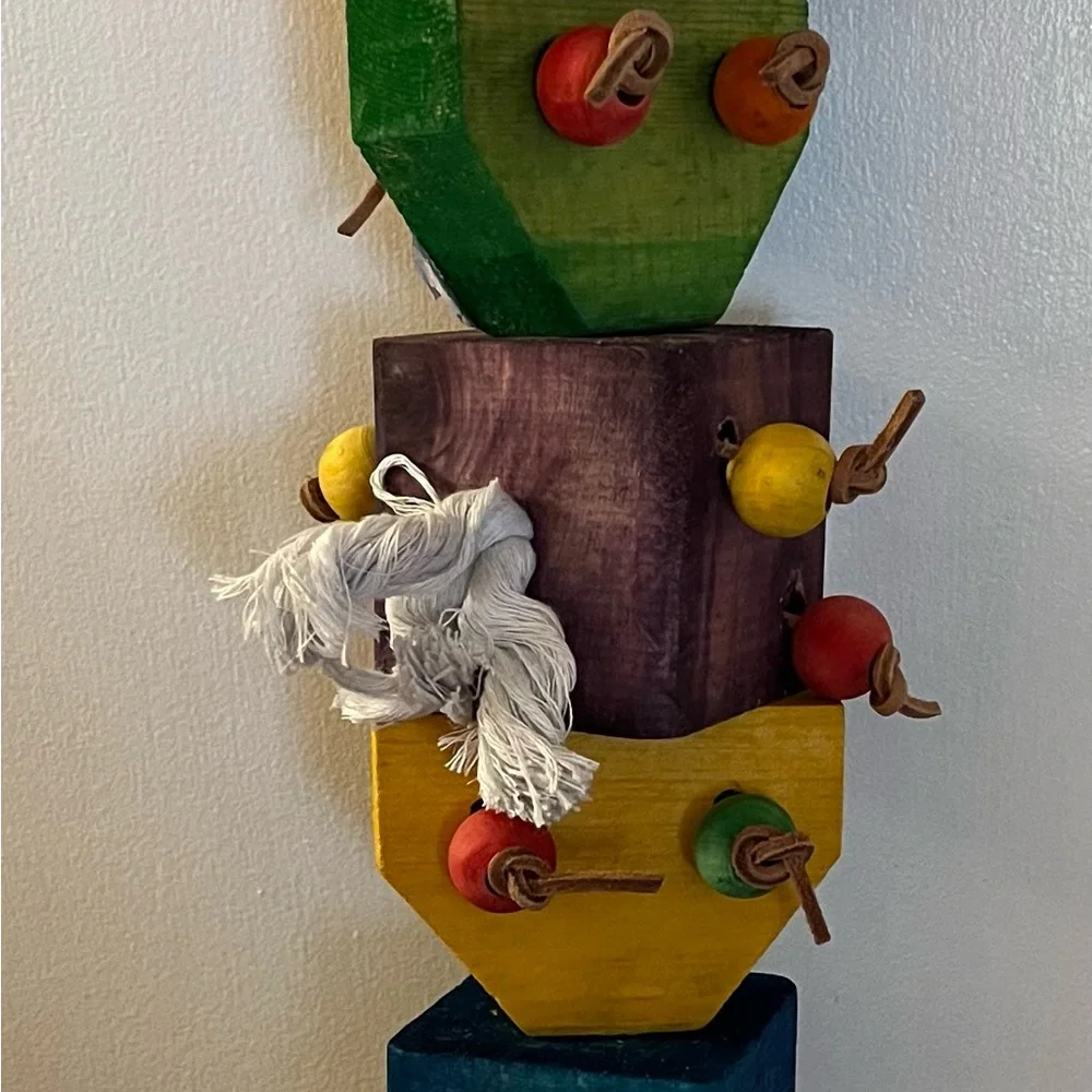 New Caitec Featherland Paradise Loaded Dice large wooden bird toy